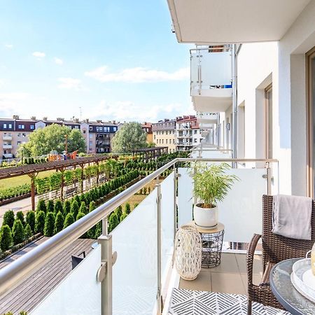 Apartament "Anna" - Kwartal Rozy Wiatrow, 15 Min Spacerem Od Plazy Swinoujscie Dış mekan fotoğraf